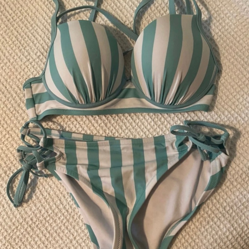 Shade and shore bikini